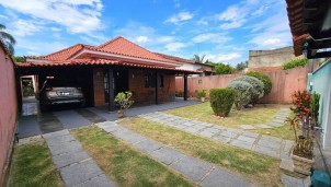 Casa com 3 quartos mobiliada no centro do Maricá (Vendo ou alugo)